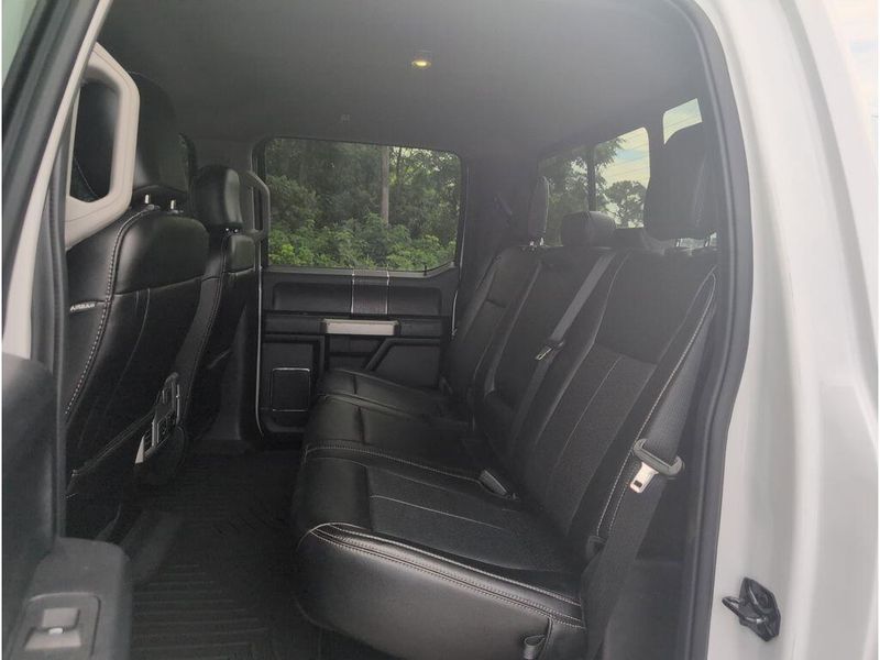 2021 Ford F-250 LariatImage 33