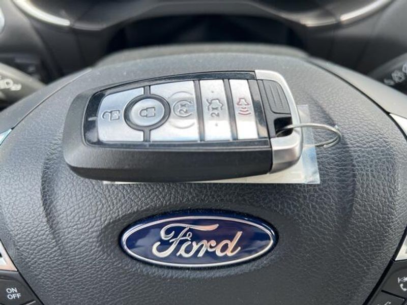 2020 Ford Edge STImage 49
