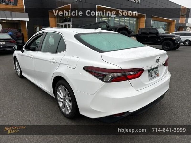 2022 Toyota Camry LEImage 6