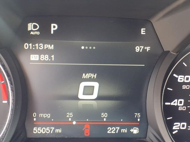 Used 2019 Alfa Romeo Giulia Image 21