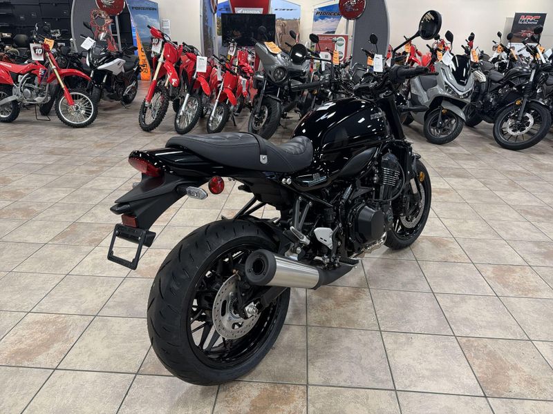 New 2026 Kawasaki Z900RS ABS Image 17