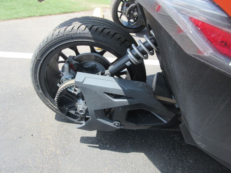 USED 2024 POLARIS SLINGSHOT SL AUTODRIVE Image 19