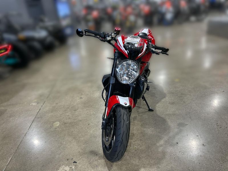 Used 2019 Ducati MONSTER 1200 R Image 18