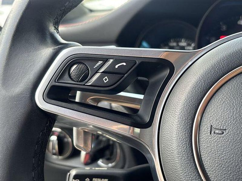 Used 2021 Porsche Macan GTSImage 23