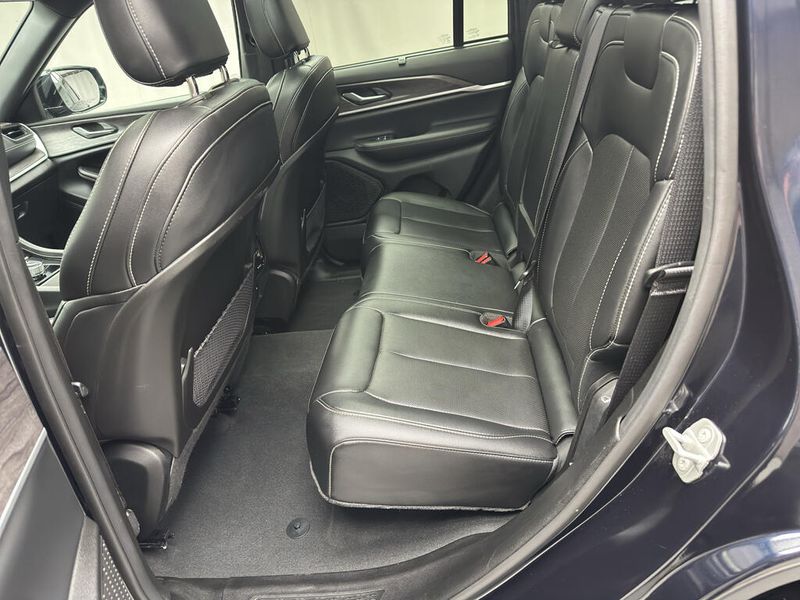 Used 2024 Jeep Grand Cherokee LimitedImage 14