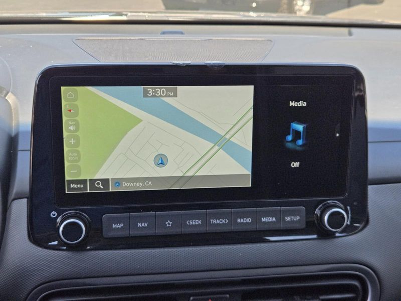 Used 2022 Hyundai Kona Limited DCT FWD