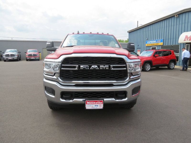 2024 RAM 3500 Tradesman Regular Cab 4x4 8