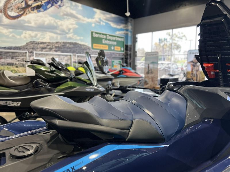 2025 Sea-Doo GTX 300 (SOUND SYSTEM) Image 7