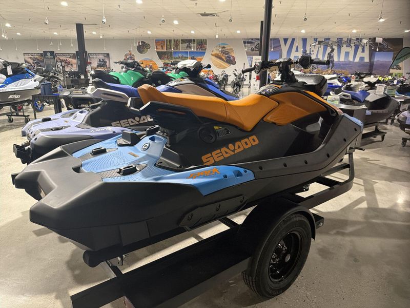 New 2026 Sea-Doo SPARK FOR 3 90 TRIXX (SOUND SYSTEM) Image 17