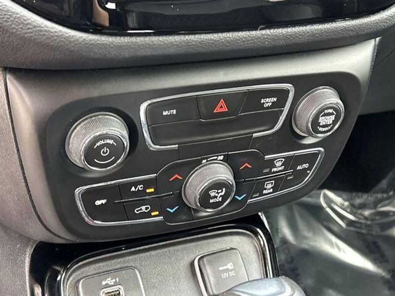 Used 2021 Jeep Compass AltitudeImage 26