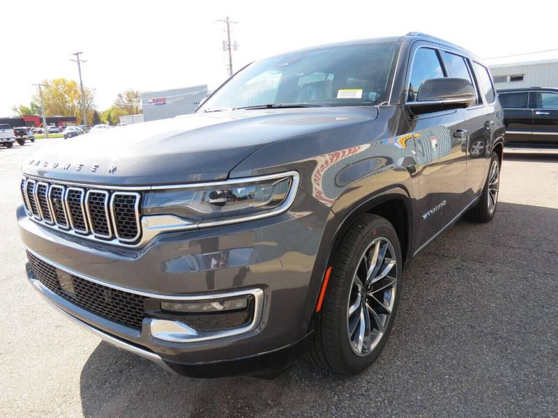 2022 Wagoneer Series III 4x4 4dr SUV in a Gray exterior color and Blackinterior. Militello Motors ​507-200-4344 militellomotors.net 