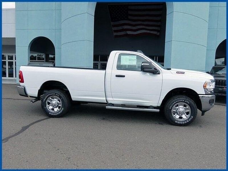 2024 RAM 2500 TradesmanImage 2