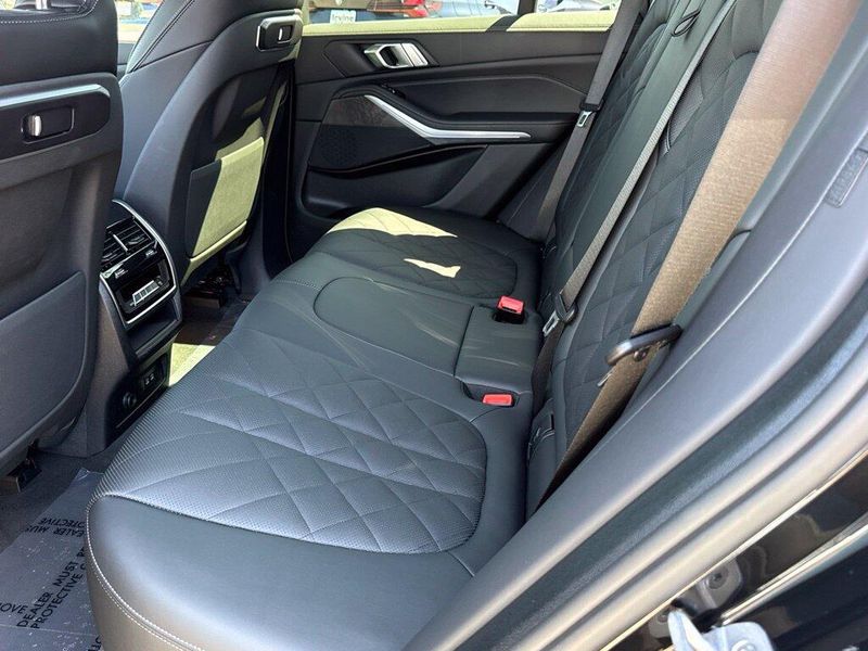 Used 2026 BMW X5 sDrive40iImage 32