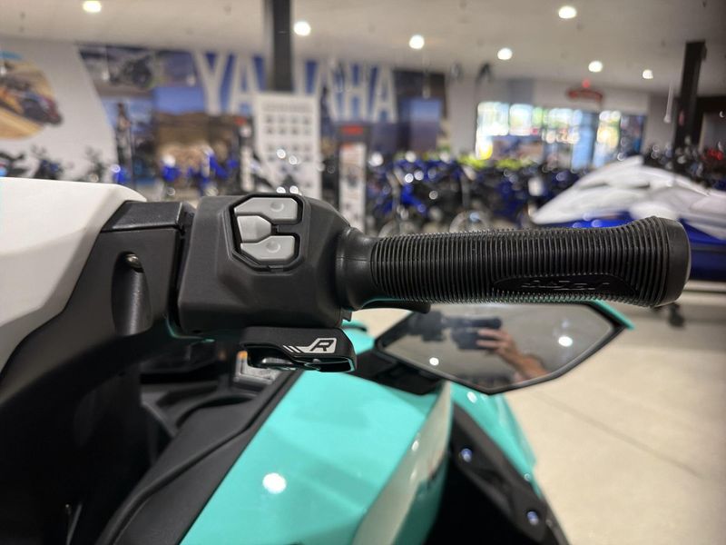 New 2026 Kawasaki JET SKI ULTRA 310LX-S Image 21