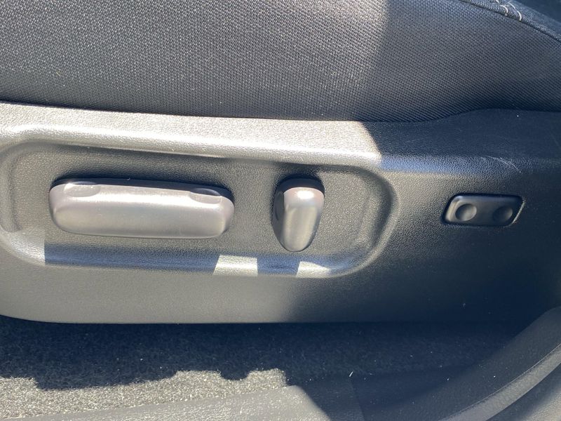 Used 2022 Toyota Tacoma SR5Image 16