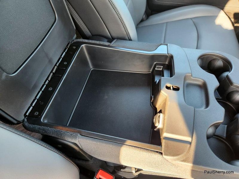 New 2026 RAM 2500 Tradesman Regular Cab 4x4 8' Box