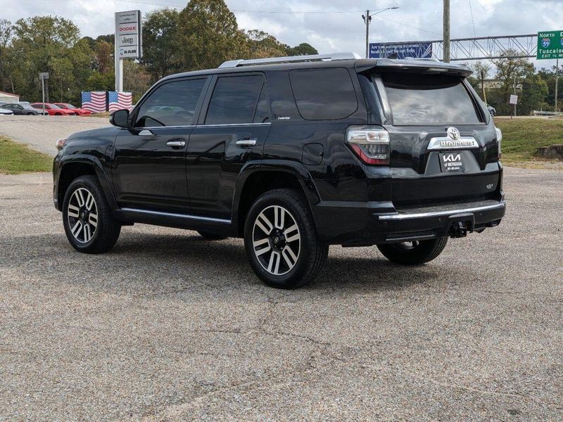 2019 Toyota 4Runner LimitedImage 5