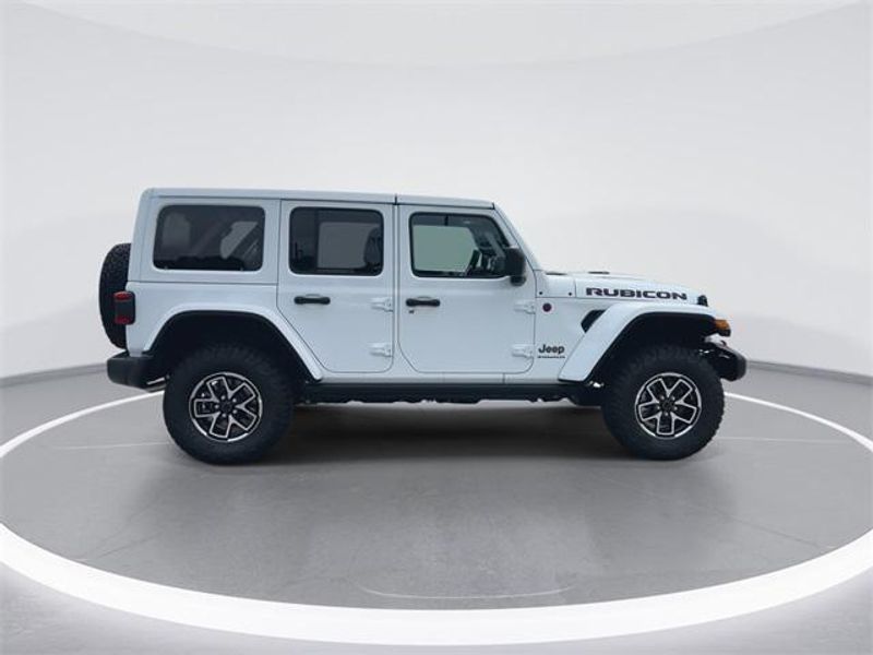 New 2026 Jeep Wrangler 4-door RubiconImage 9