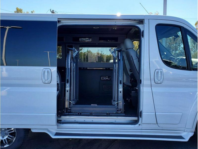 2014 RAM ProMaster 1500 Low RoofImage 17