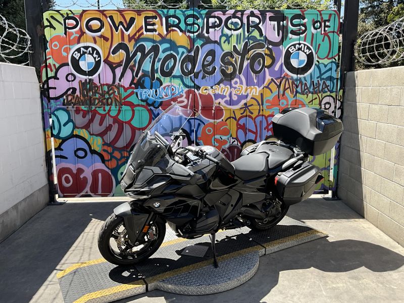 New 2026 BMW R 1300 RT Image 3