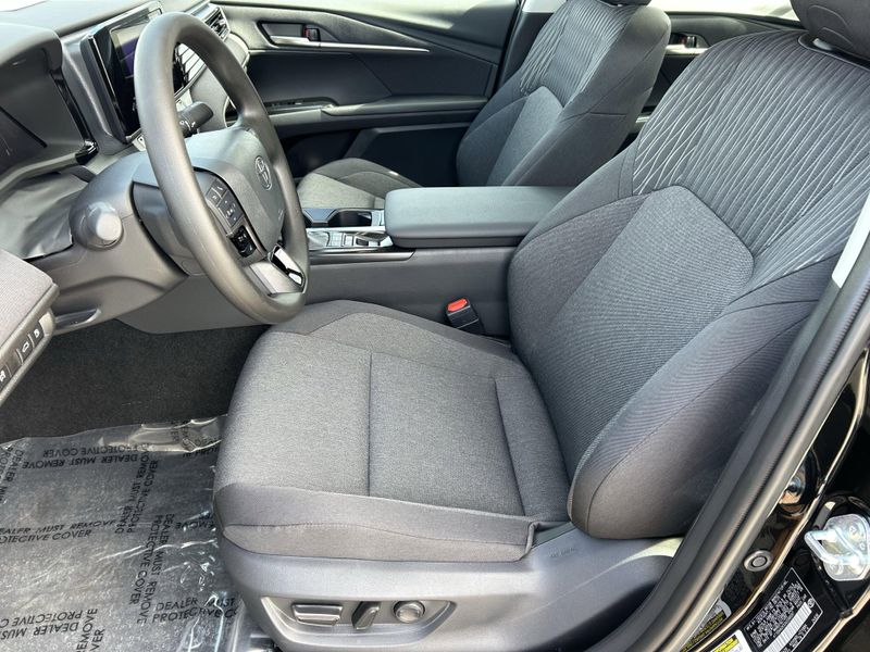 New 2025 Toyota Camry LEImage 14