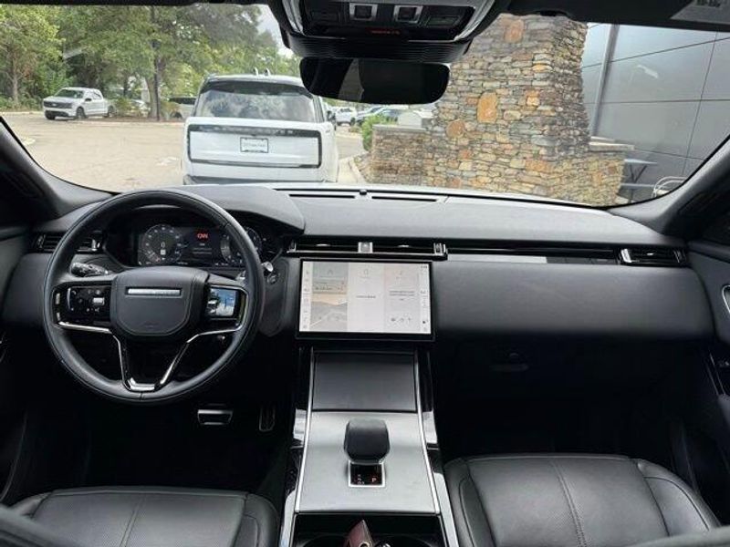 Used 2025 Land Rover Range Rover Velar Dynamic SE