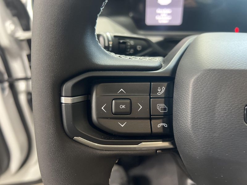 New 2026 Jeep Cherokee Laredo 4x4Image 25