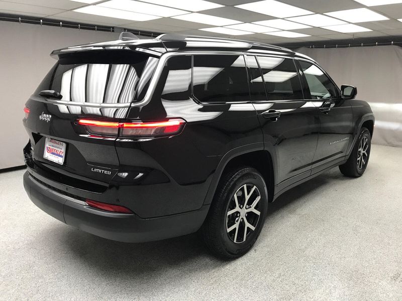 2023 Jeep Grand Cherokee L LimitedImage 13