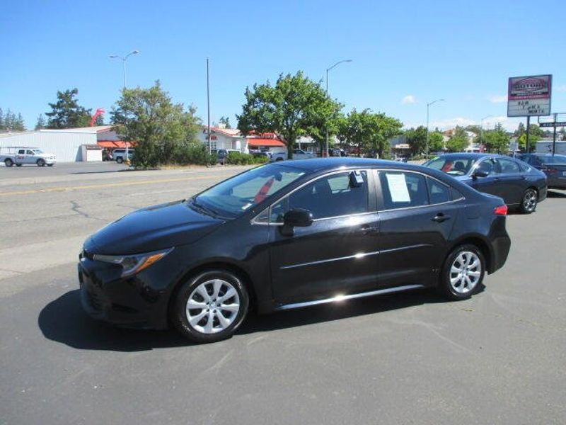Used 2024 Toyota Corolla LEImage 28