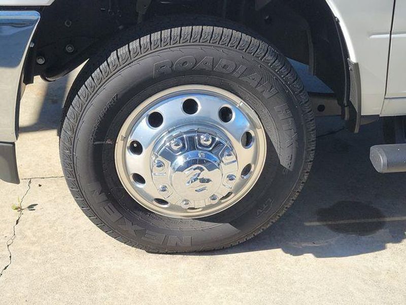 New 2025 RAM 3500 Tradesman Chassis Regular Cab 4x2 84' Ca