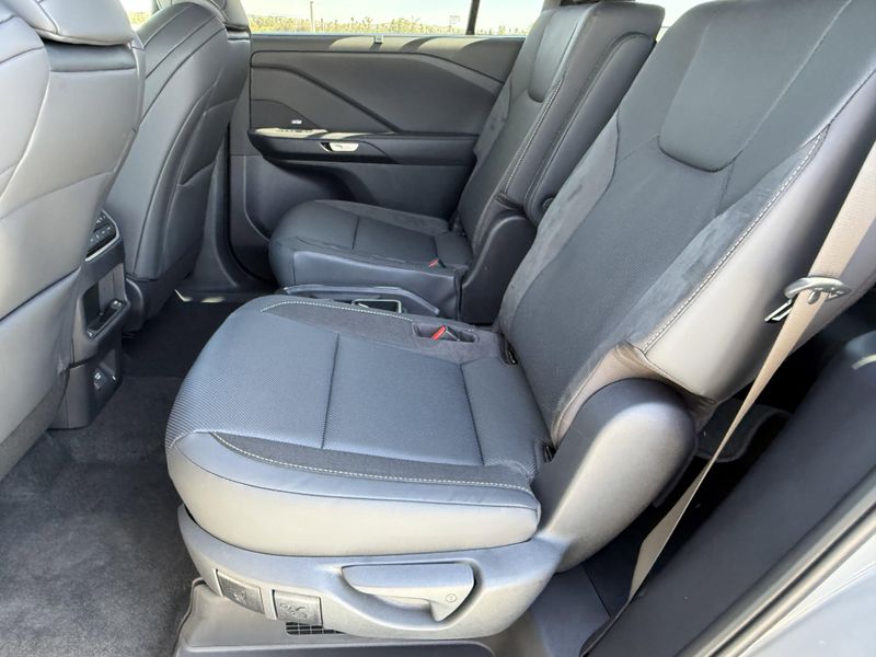 New 2026 Lexus TX 500h F SPORT Performance LuxuryImage 28