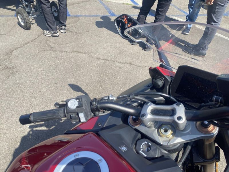 Used 2024 Suzuki GSX-S1000GT+ CA Image 17