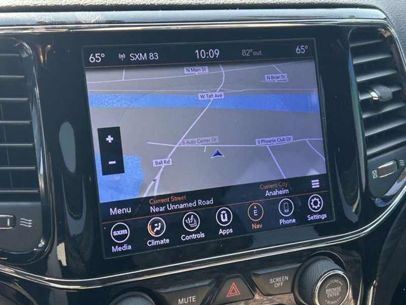 Used 2020 Jeep Grand Cherokee AltitudeImage 6