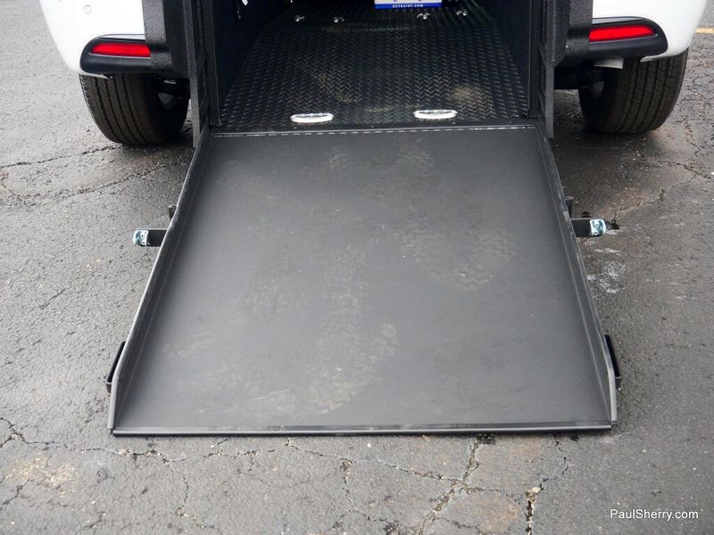 New 2026 Chrysler Voyager Lx