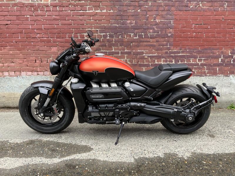 2026 Triumph ROCKET 3 STORM R