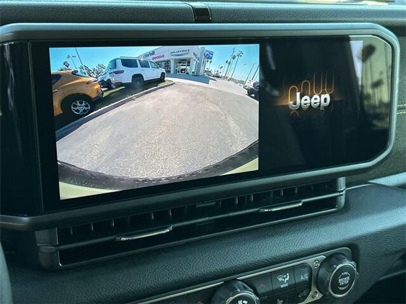 2025 Jeep Wrangler 4-door Willys 