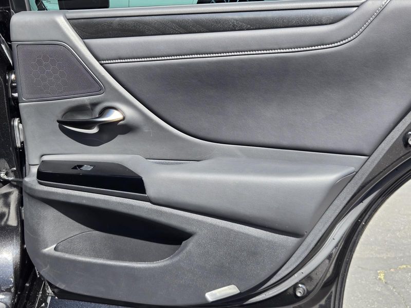 Used 2024 Lexus ES 350 FWD
