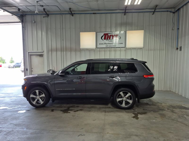Used 2022 Jeep Grand Cherokee L LimitedImage 20