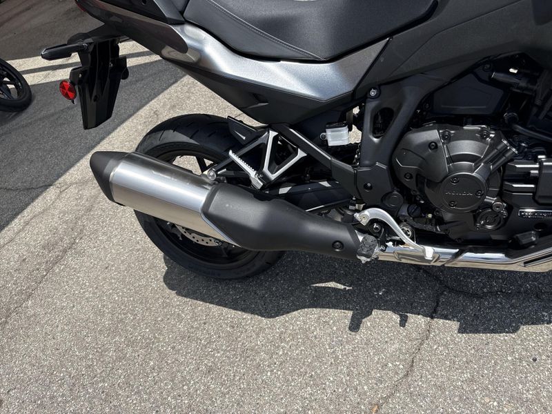 New 2026 Honda NT1100 DCT Image 14