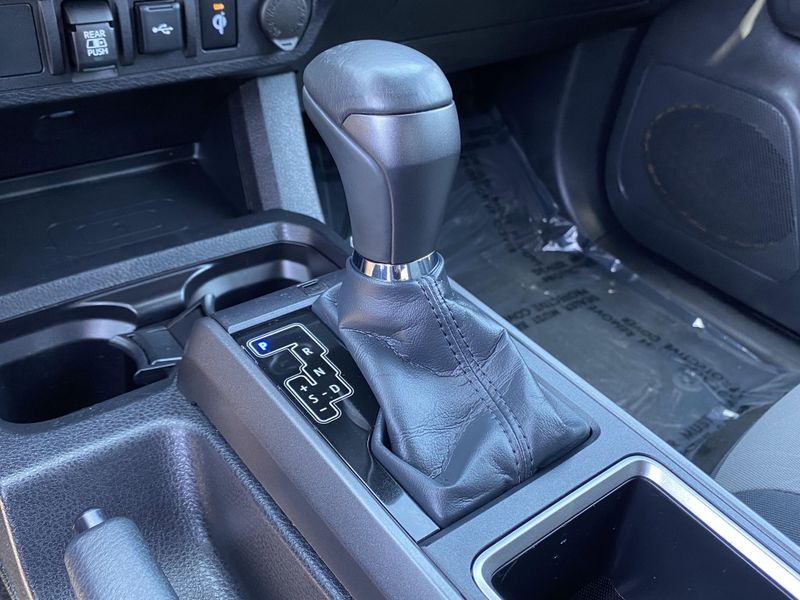 2023 Toyota Tacoma TRD Off-RoadImage 24