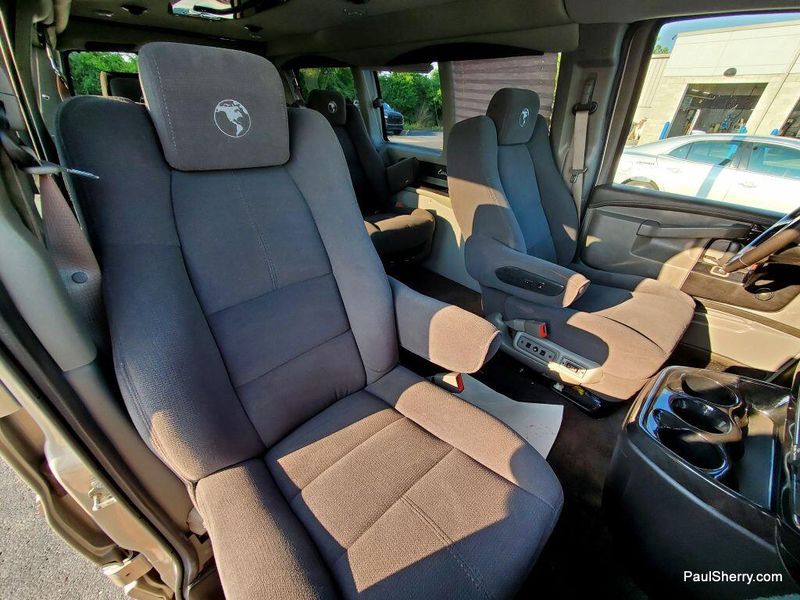 Used 2019 Chevrolet Express 2500 Image 6