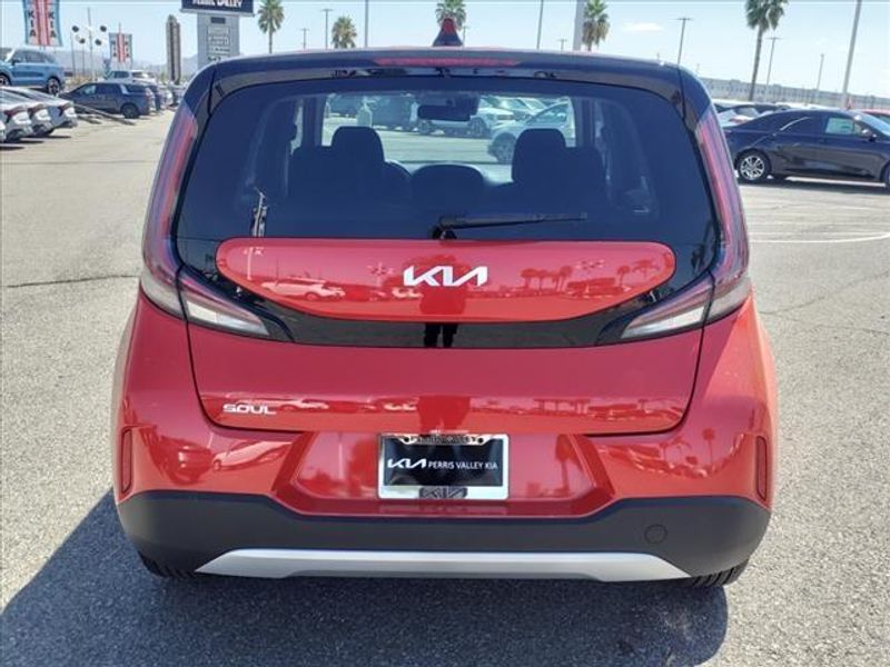 2025 Kia Soul LXImage 5