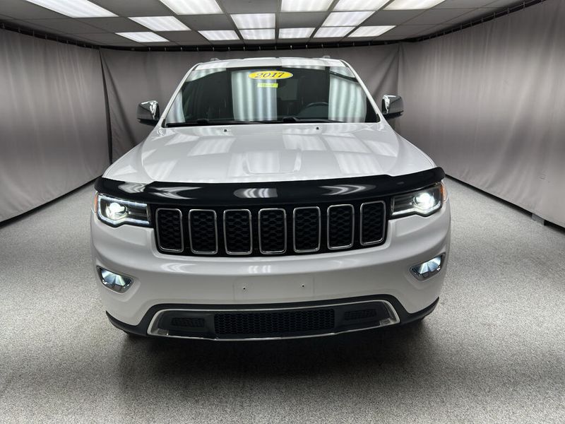 Used 2017 Jeep Grand Cherokee LimitedImage 6