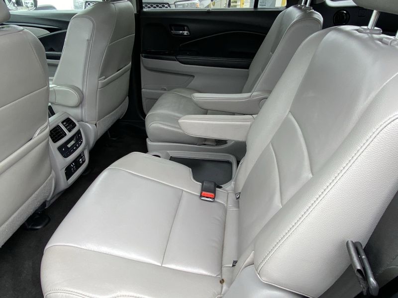 Used 2019 Honda Pilot TouringImage 15