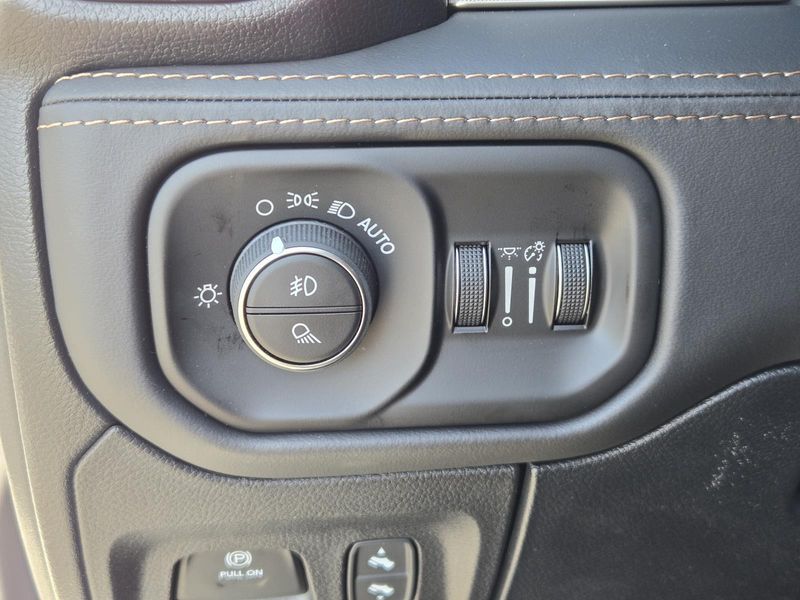 New 2026 RAM 1500 Tungsten Crew Cab 4x4