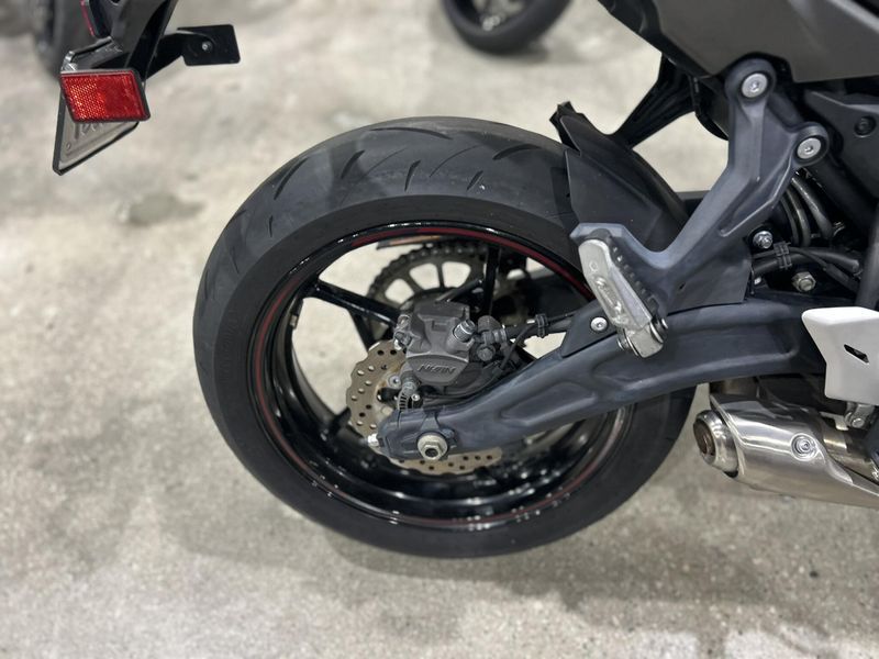 Used 2022 Kawasaki NINJA 650 Image 8
