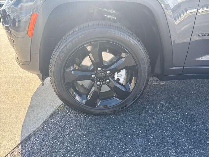 2025 Jeep Grand Cherokee Altitude X2025 Jeep Grand Cherokee L Altitude X 4x4