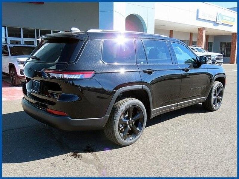 2025 Jeep Grand Cherokee Altitude XImage 7