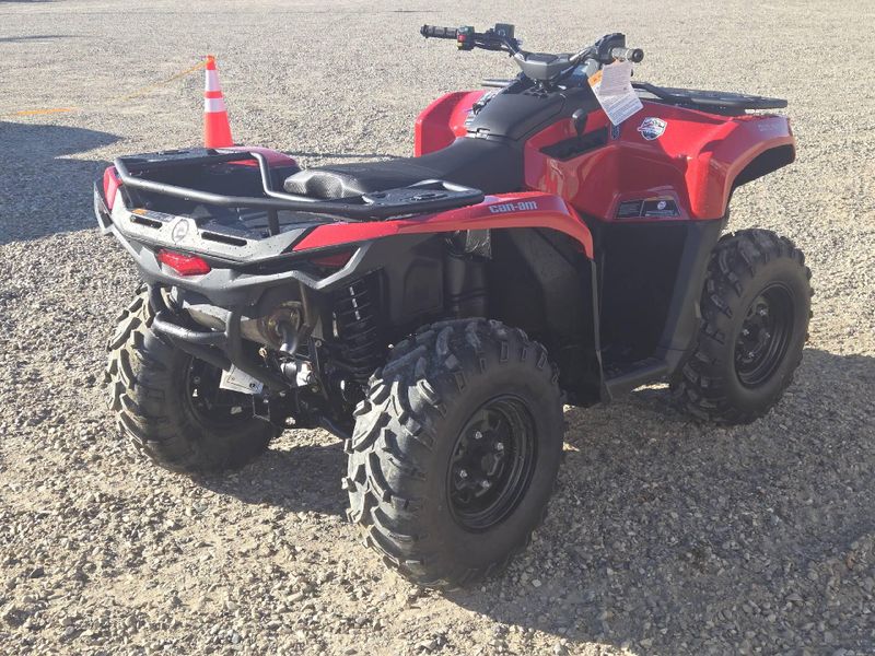 New 2026 Can-Am OUTLANDER DPS 700 