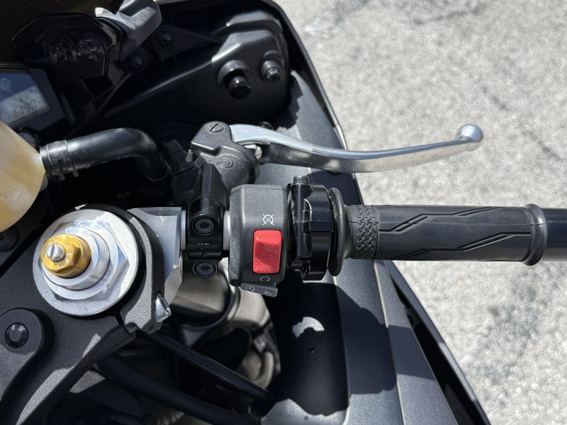 Used 2013 Yamaha YZFR6 